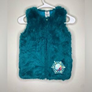 Disney Frozen Teal Elsa Anna Snowflake Faux Fur Vest Size 7/8